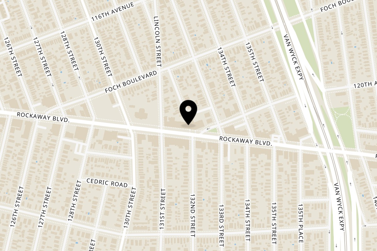 Map showing the location of Dragon King South Ozone Park on 131-23 Rockaway Blvd in Jamaica